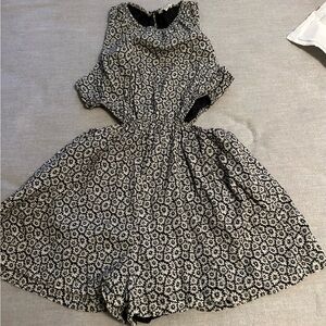 American Eagle Outfitters Black and White Floral Romper